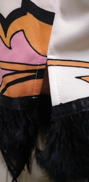 NWT Retro Glamour Faux Feather Top | Size 14/16 - Picture 13 of 16